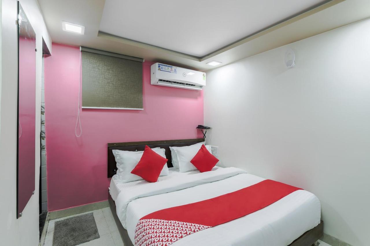 Naroda Oyo 47110 Hotel Royal Palace المظهر الخارجي الصورة